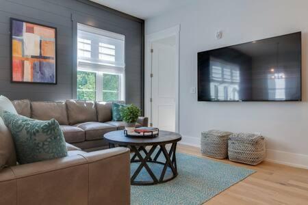 The Briar - Luxurious Condo Near Vanderbilt, แนชวิลล์ ภายนอก รูปภาพ